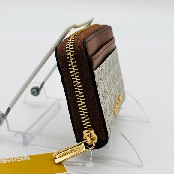 Michael Kors Medium Jet Set Travel MD ZA Card Case Wallet Vanilla/Brown - Picture 4 of 8